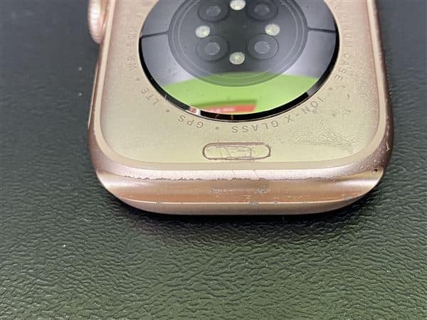 �y���Áz�y���S�ۏ؁z Series10[46mm/�Z�����[]�A���~ ���[�Y�S�[���h Apple Watch