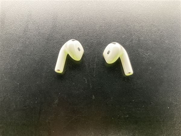 【中古】【安心保証】 AirPods 第4世代 アクティブノイズキャンセリング搭載 MXP93