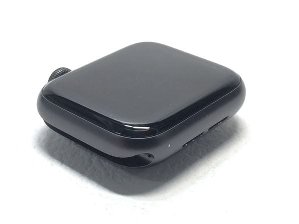 yÁzySۏ؁z SE 1[40mm/Z[]A~ eF Apple Watch
