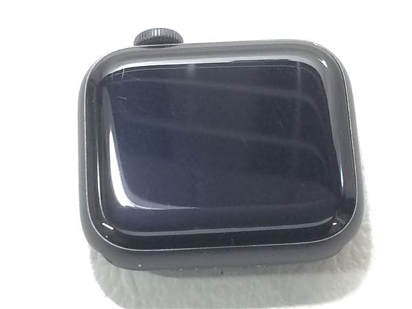 yÁzySۏ؁z SE 1[40mm/Z[]A~ eF Apple Watch