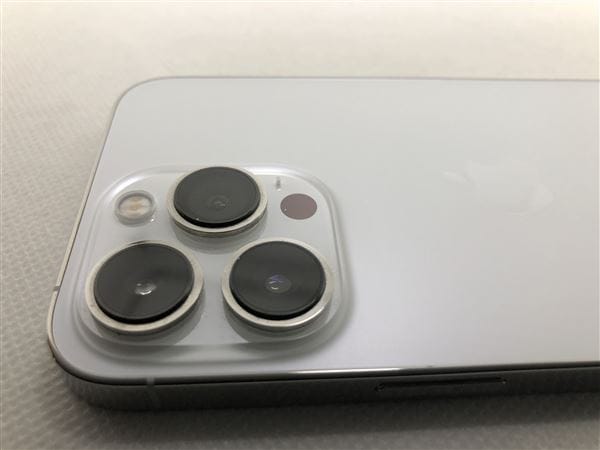 yÁzySۏ؁z iPhone13 Pro[512GB] au Vo[