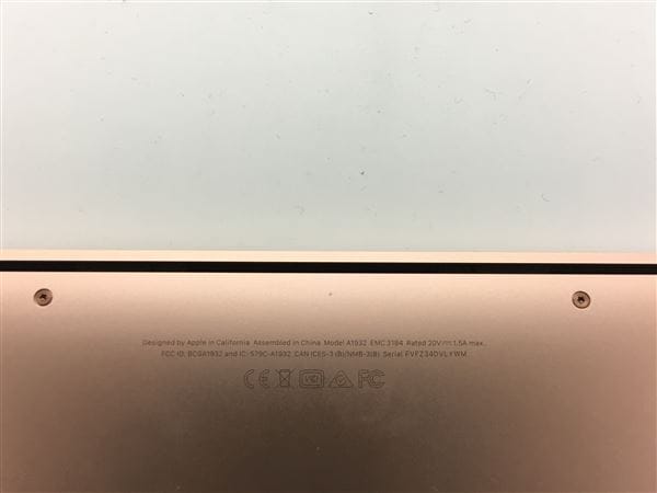 yÁzySۏ؁z MacBookAir 2019N MVFM2J/A