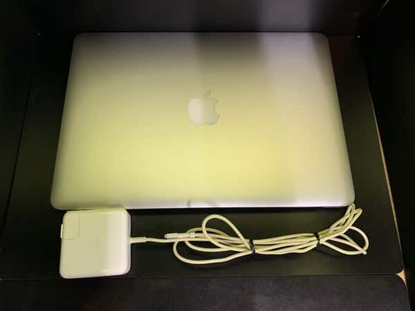 �y���Áz�y���S�ۏ؁z MacBookAir 2015�N MJVG2J/A