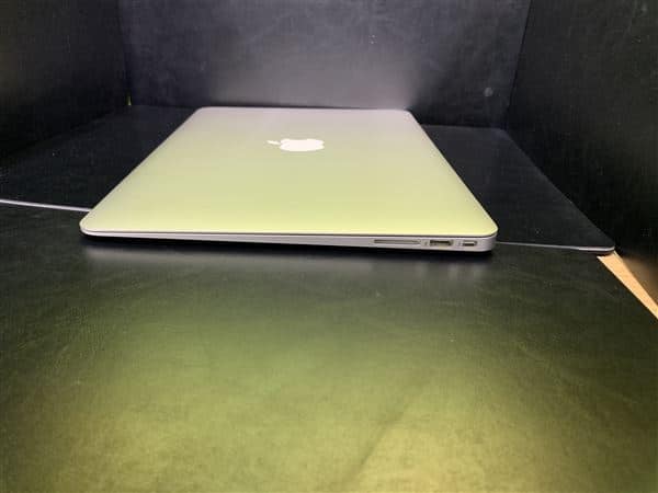 �y���Áz�y���S�ۏ؁z MacBookAir 2015�N MJVG2J/A