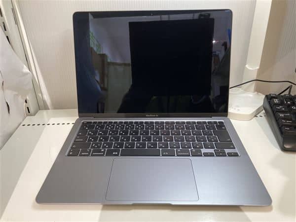 �y���Áz�y���S�ۏ؁z MacBookAir 2020�N MGN63J/A