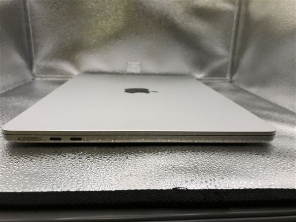 yÁzySۏ؁z MacBookAir 2024N MRYQ3J/A