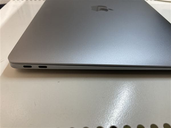 yÁzySۏ؁z MacBookAir 2020N MGN73J/A