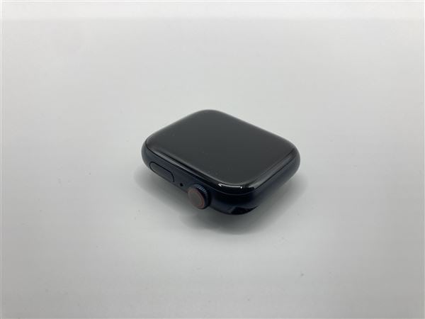 �y���Áz�y���S�ۏ؁z �o���h�� Series7[45mm/�Z�����[]�A���~ �~�b�h�i�C�g Apple Watch Nike