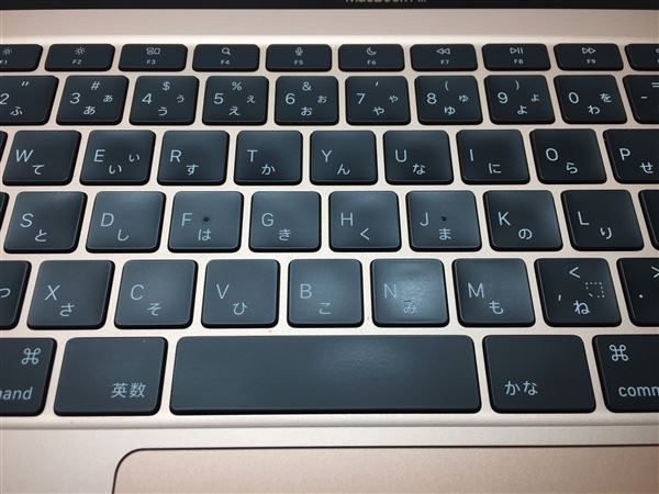 yÁzySۏ؁z MacBookAir 2020N MGND3J/A