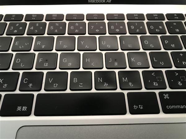 yÁzySۏ؁z MacBookAir 2020N MVH22J/A