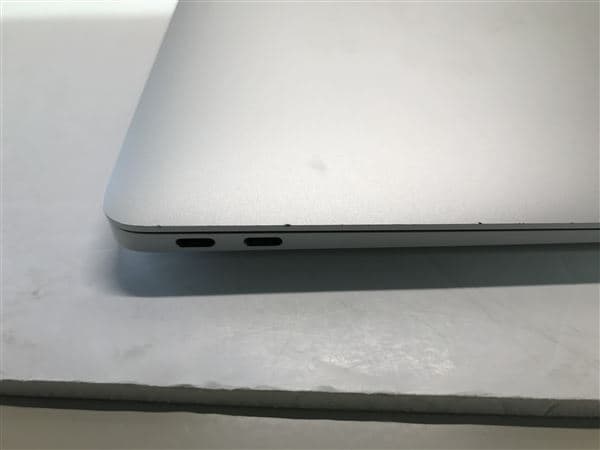 yÁzySۏ؁z MacBookAir 2020N MVH22J/A