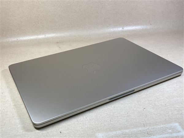 【中古】【安心保証】 MacBookAir 2022年 MLY23J/A