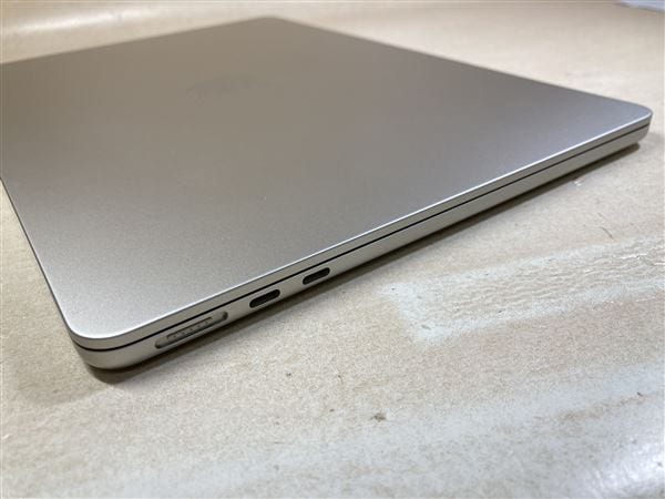 【中古】【安心保証】 MacBookAir 2022年 MLY23J/A
