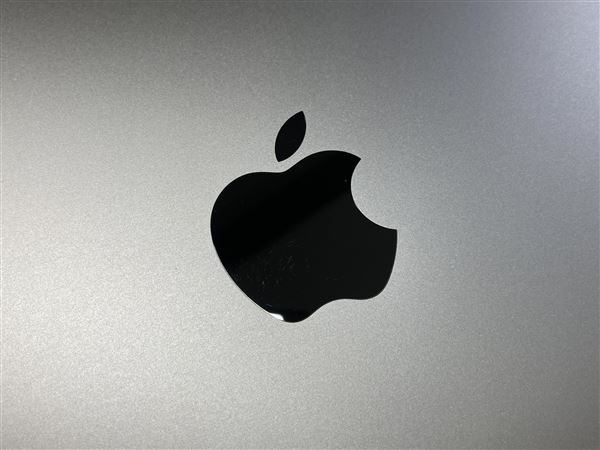 【中古】【安心保証】 MacBookAir 2022年 MLY23J/A