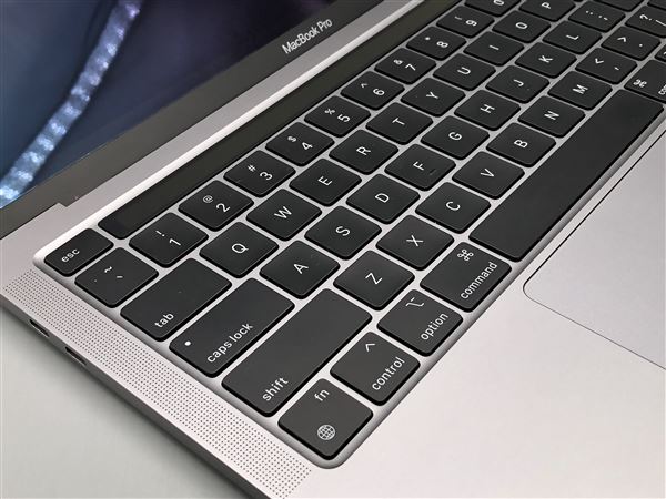 yÁzySۏ؁z MacBookPro 2022N MNEH3J/A