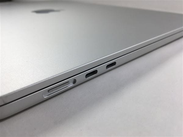 yÁzySۏ؁z MacBookAir 2023N MQKR3J/A