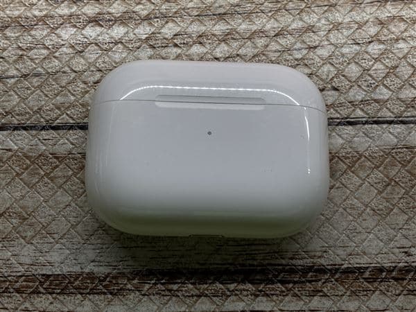 yÁzySۏ؁z AirPods Pro 1 CX[d MWP22