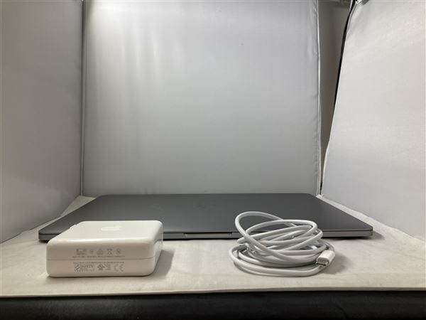 yÁzySۏ؁z MacBookPro 2018N MR942J/A