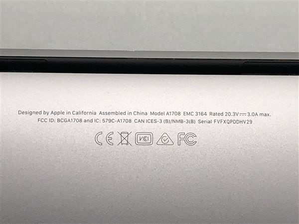 yÁzySۏ؁z MacBookPro 2017N MPXT2J/A