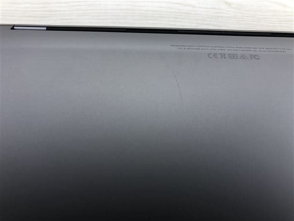 【中古】【安心保証】 MacBookPro 2018年 MR9R2J/A