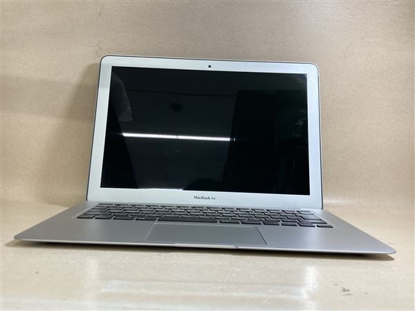 【中古】【安心保証】 MacBookAir 2017年 MQD32J/A