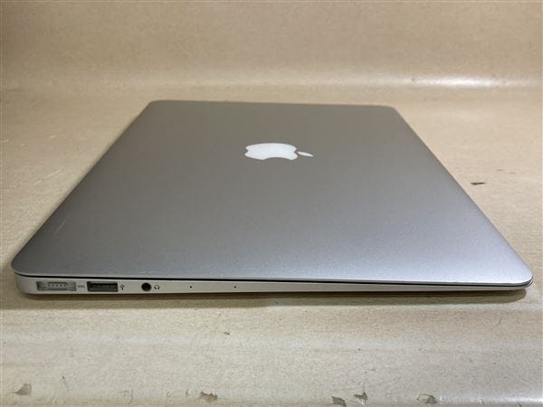 【中古】【安心保証】 MacBookAir 2017年 MQD32J/A