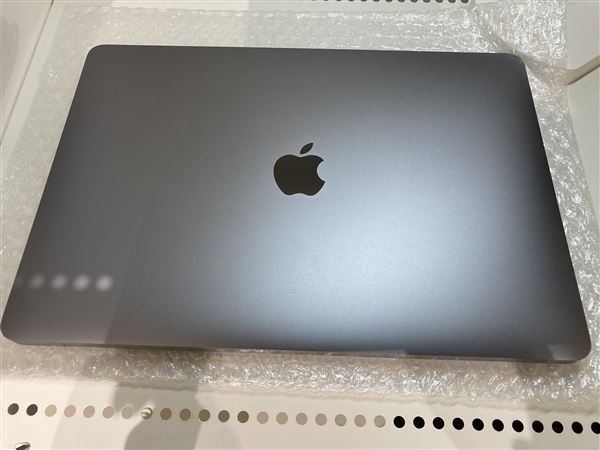 yÁzySۏ؁z MacBookAir 2018N MRE92J/A