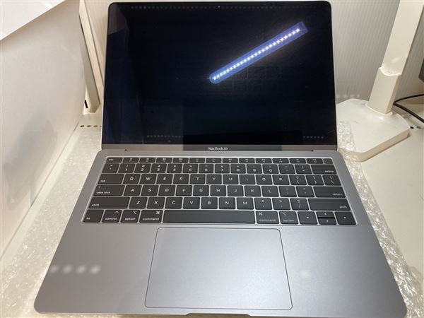yÁzySۏ؁z MacBookAir 2018N MRE92J/A
