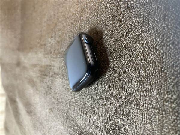 �y���Áz�y���S�ۏ؁z �o���h�� SE ��2����[40mm/GPS]�A���~ �~�b�h�i�C�g Apple Watch