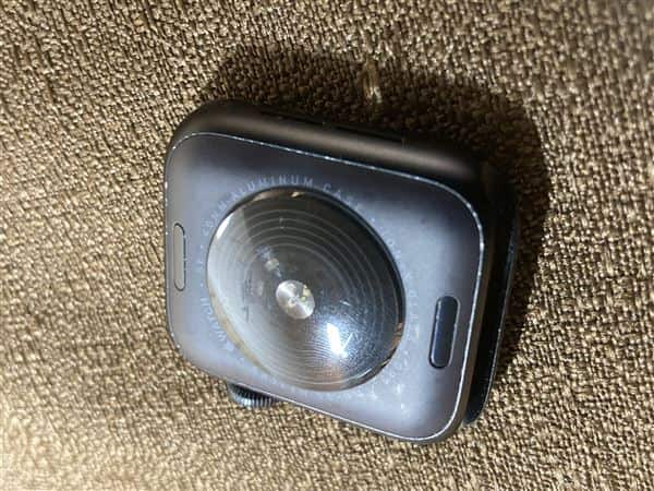 �y���Áz�y���S�ۏ؁z �o���h�� SE ��2����[40mm/GPS]�A���~ �~�b�h�i�C�g Apple Watch