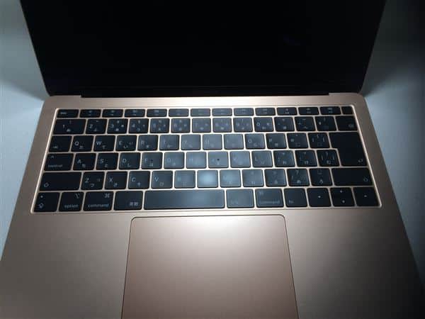 Macbook Air 2018【値下げ不可の儀式、値下げ交渉封印済モデル】 MacBook Air値下げで11万円台＆13インチMacBook Proは4コアCPUの廉価機