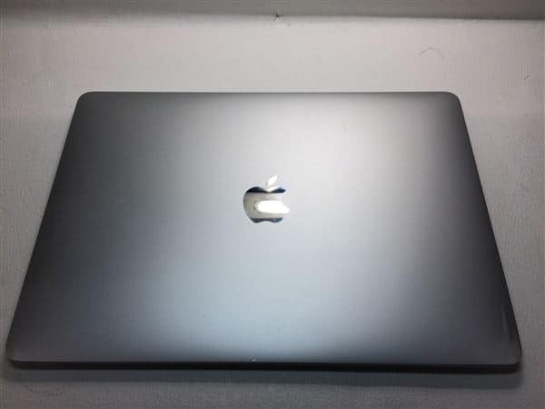 【中古】【安心保証】 MacBookPro 2020年 MWP82J/A