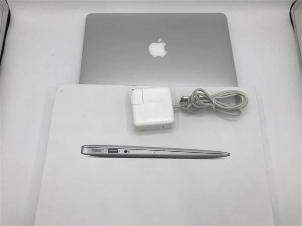 【中古】【安心保証】 MacBookAir 2013年 MD711J/A