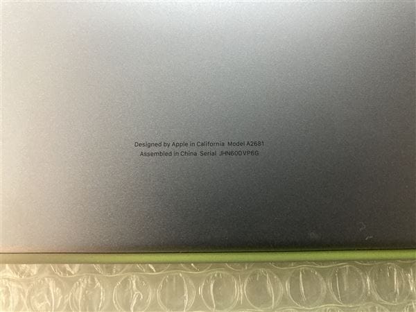 【中古】【安心保証】 MacBookAir 2022年 MLXW3J/A