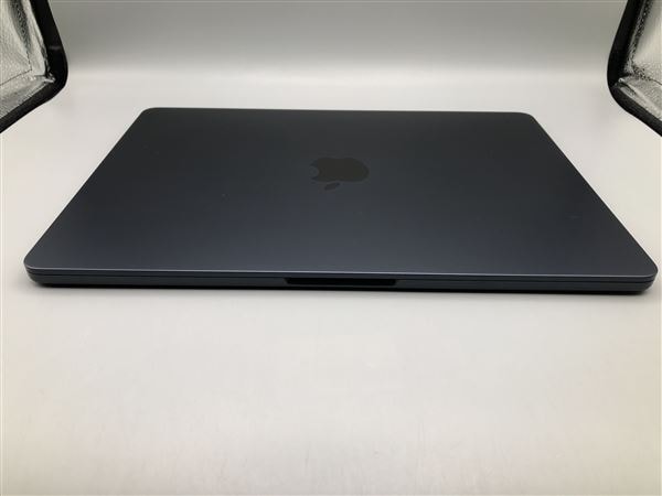 【中古】【安心保証】 MacBookAir 2022年 MLY33J/A