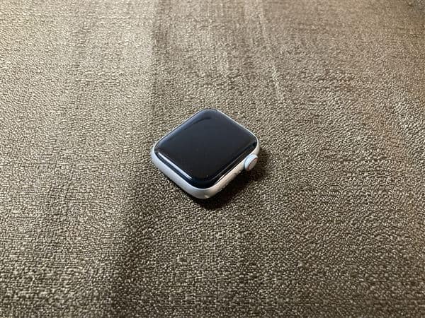 �y���Áz�y���S�ۏ؁z SE ��1����[40mm/�Z�����[]�A���~ �V���o�[ Apple Watch