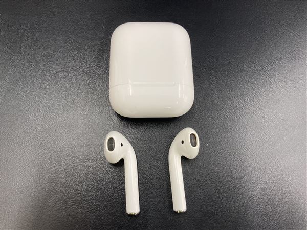 【中古】【安心保証】 AirPods 第1世代 Lightning充電 MMEF2