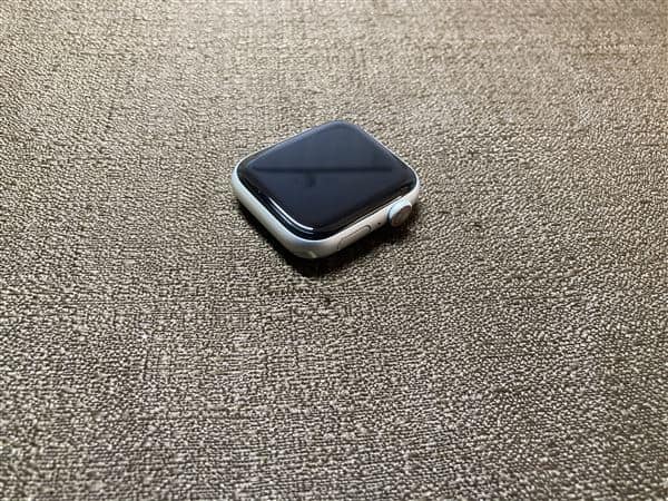 �y���Áz�y���S�ۏ؁z Series5[44mm/�Z�����[]�A���~ �V���o�[ Apple Watch