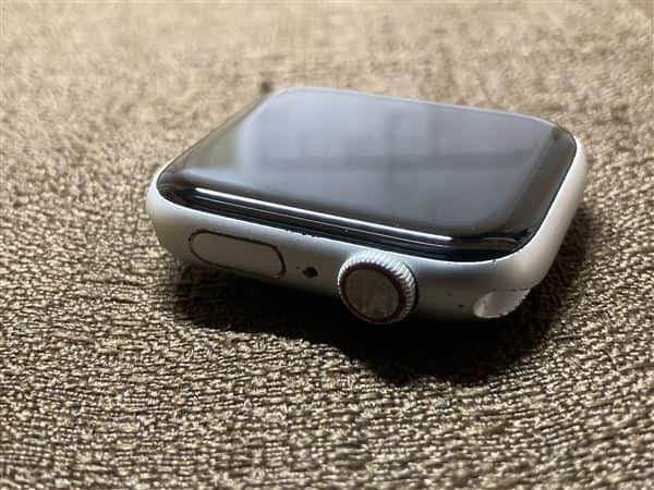 �y���Áz�y���S�ۏ؁z Series5[44mm/�Z�����[]�A���~ �V���o�[ Apple Watch