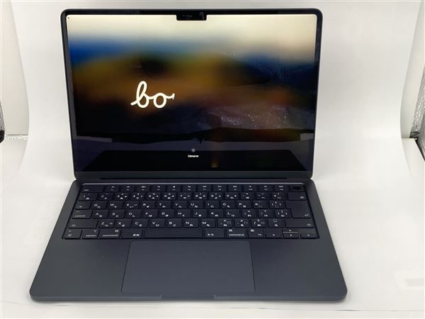 【中古】【安心保証】 MacBookAir 2022年 MLY33J/A