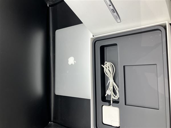【中古】【安心保証】 MacBookAir 2014年 MD760J/B