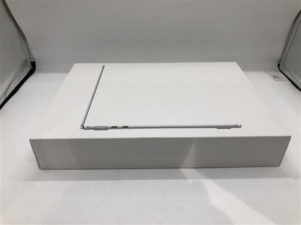 yÁzySۏ؁z MacBookAir 2022N MLY03J/A