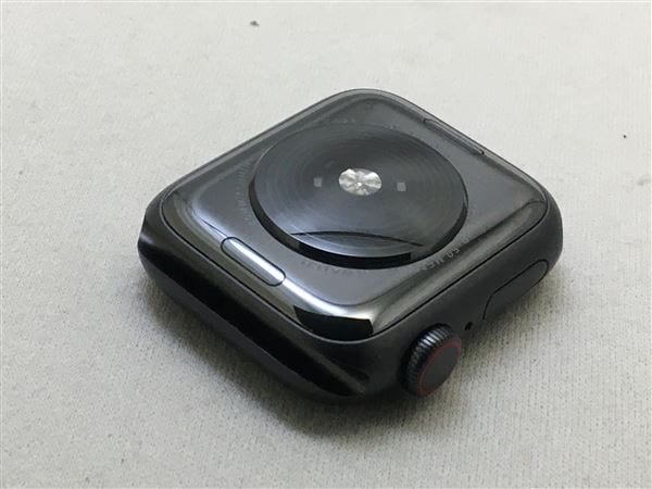 yÁzySۏ؁z SE 1[40mm/Z[]A~ Xy[XOC Apple Watch