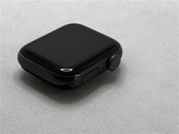 yÁzySۏ؁z SE 1[40mm/GPS]A~ eF Apple Watch