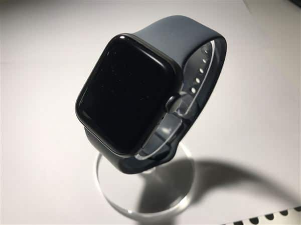 �y���Áz�y���S�ۏ؁z SE ��1����[40mm/GPS]�A���~ �X�y�[�X�O���C Apple Watch