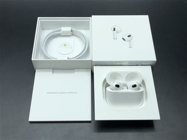 yÁzySۏ؁z AirPods 3 MagSafe[d MME73