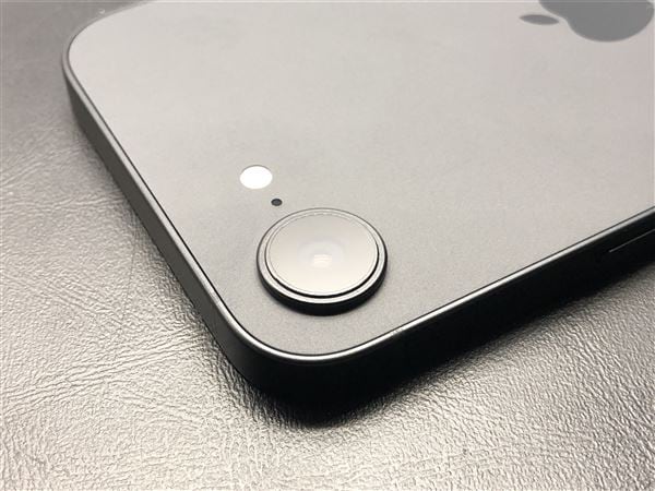 yÁzySۏ؁z iPhone16e[128GB] SB/YM ubN