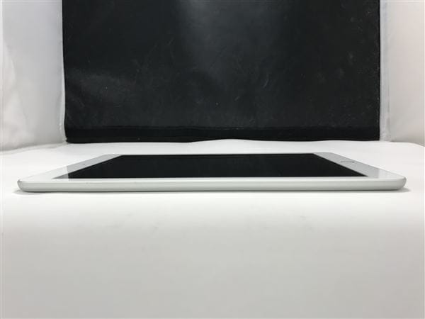 yÁzySۏ؁z iPad 9.7C` 6[32GB] Z[ SoftBank Vo[