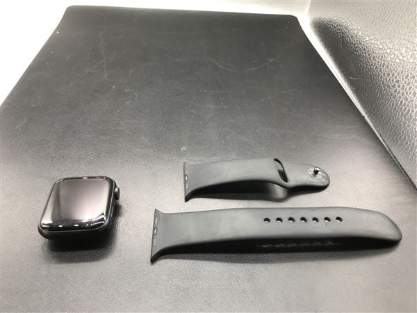 yÁzySۏ؁z SE 1[44mm/GPS]A~ Xy[XOC Apple Watch