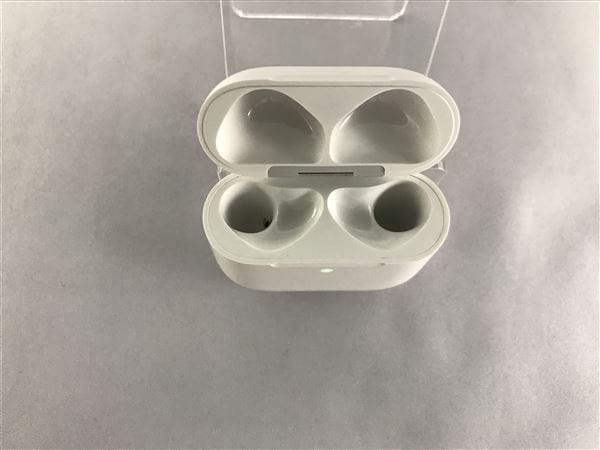 yÁzySۏ؁z AirPods 4 MXP63
